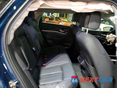 Zdjęcie 10 z 12 samochodu: 2022 AUDI E-TRON PREMIUM PLUS VIN:WA1LAAGE4NB032456 - miniatura
