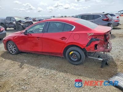 Drugie zdjęcie samochodu z przodu: 2019 MAZDA 3 PREFERRED PLUS VIN:JM1BPACL5K1113018 - miniatura