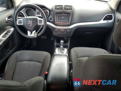 Zdjęcie 8 z 13 samochodu: 2019 DODGE JOURNEY SE VIN:3C4PDCBB1KT687093 - miniatura
