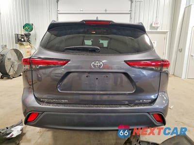 Zdjęcie 6 z 14 samochodu: 2022 TOYOTA HIGHLANDER XLE VIN:5TDHZRBHXNS177563 - miniatura