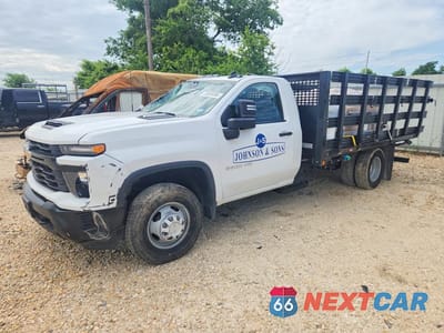 2025 CHEVROLET SILVERADO K3500 1GB3KSEY9SF151764 - główne zdjęcie licytacji z USA - miniatura
