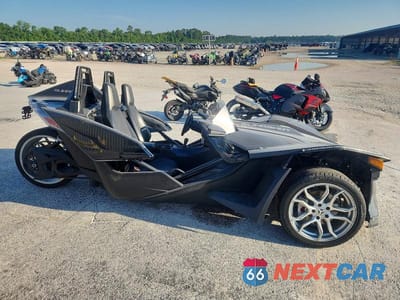 2021 POLARIS SLINGSHOT SL 57XAAPGD0M8145525 - główne zdjęcie licytacji z USA - miniatura