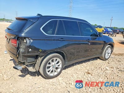 Trzecie zdjęcie samochodu z tyłu: 2016 BMW X5 XDRIVE50I VIN:5UXKR6C53G0J79605 - miniatura
