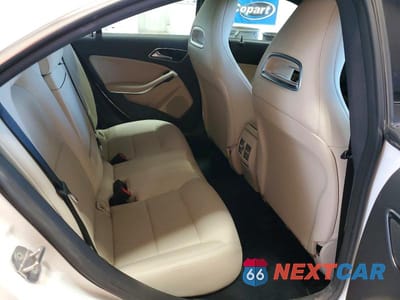 Zdjęcie 10 z 12 samochodu: 2019 MERCEDES-BENZ CLA 250 4MATIC VIN:WDDSJ4GB3KN754168 - miniatura