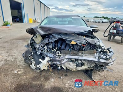 Piąte zdjęcie samochodu w środku: 2013 FORD FOCUS SE VIN:1FADP3F21DL305704 - miniatura