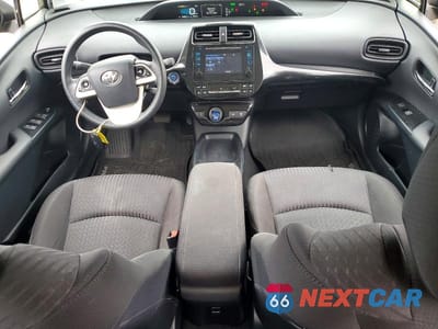Zdjęcie 8 z 12 samochodu: 2017 TOYOTA PRIUS TWO VIN:JTDKBRFUXH3028271 - miniatura