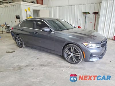 Czwarte zdjęcie samochodu z boku: 2021 BMW 330XI VIN:3MW5R7J00M8B73397 - miniatura
