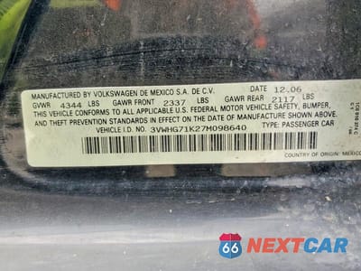 Zdjęcie 12 z 12 samochodu: 2007 VOLKSWAGEN JETTA 2.5 VIN:3VWHG71K27M098640 - miniatura