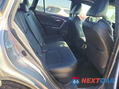 Zdjęcie 11 z 14 samochodu: 2021 TOYOTA RAV4 PRIME XSE VIN:JTMFB3FV4MD039875 - miniatura