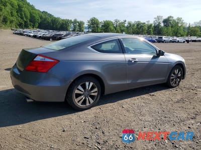 Trzecie zdjęcie samochodu z tyłu: 2010 HONDA ACCORD EX VIN:1HGCS1B73AA015080 - miniatura