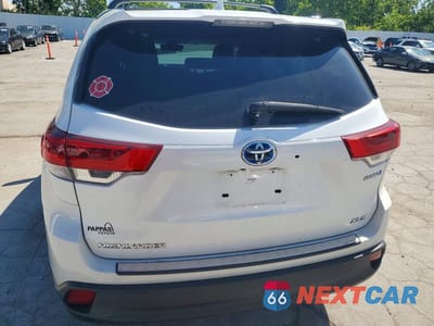 Zdjęcie 6 z 14 samochodu: 2018 TOYOTA HIGHLANDER HYBRID XLE VIN:5TDJGRFH3JS043652 - miniatura