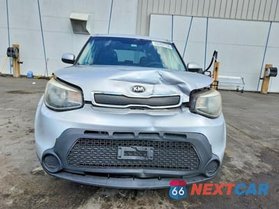 Piąte zdjęcie samochodu w środku: 2016 KIA SOUL BASE VIN:KNDJN2A28G7868783 - miniatura