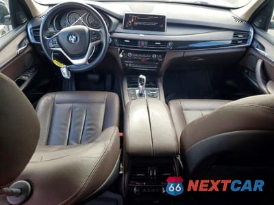 Zdjęcie 8 z 14 samochodu: 2015 BMW X5 XDRIVE35I VIN:5UXKR0C53F0K56033 - miniatura
