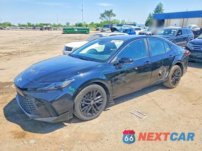 2025 TOYOTA CAMRY SE 4T1DBADK5SU512227 - główne zdjęcie licytacji z USA - miniatura