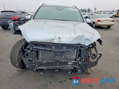 Piąte zdjęcie samochodu w środku: 2025 MERCEDES-BENZ GLE 350 VIN:4JGFB4EB2SB340548 - miniatura