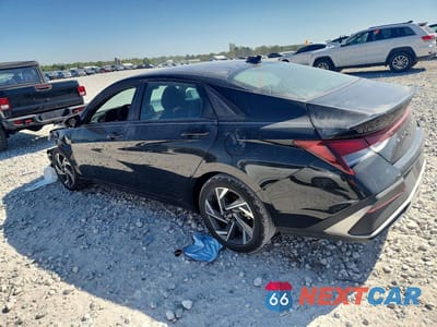 Drugie zdjęcie samochodu z przodu: 2025 HYUNDAI ELANTRA SEL SPORT VIN:KMHLM4DG6SU880015 - miniatura