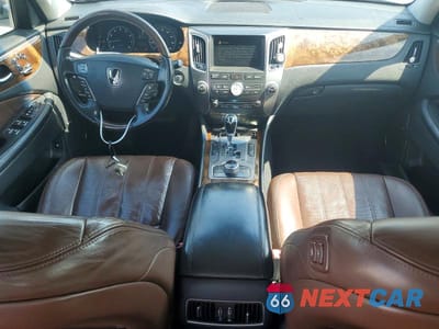 Zdjęcie 8 z 13 samochodu: 2011 HYUNDAI EQUUS SIGNATURE VIN:KMHGH4JF1BU029564 - miniatura