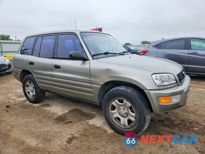 Czwarte zdjęcie samochodu z boku: 2000 TOYOTA RAV4 BASE VIN:JT3GP10V8Y0049264 - miniatura