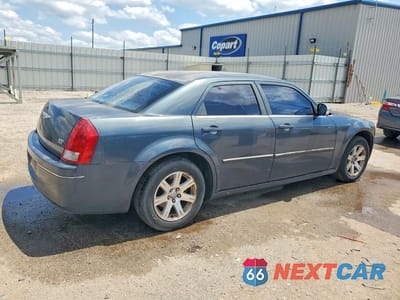 Trzecie zdjęcie samochodu z tyłu: 2007 CHRYSLER 300 TOURING VIN:2C3KA53G87H891984 - miniatura