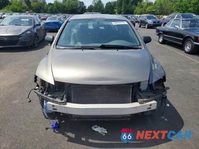 Piąte zdjęcie samochodu w środku: 2006 HONDA CIVIC DX VIN:2HGFA16286H007872 - miniatura