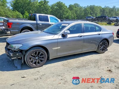 2014 BMW 740 I WBAYA6C54ED144335 - główne zdjęcie licytacji z USA - miniatura