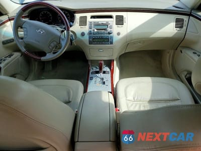 Zdjęcie 8 z 12 samochodu: 2007 HYUNDAI AZERA SE VIN:KMHFC46F97A180003 - miniatura