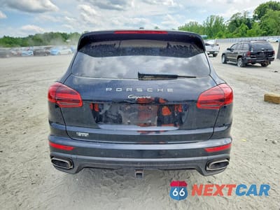 Zdjęcie 6 z 12 samochodu: 2018 PORSCHE CAYENNE VIN:WP1AA2A26JKA01395 - miniatura