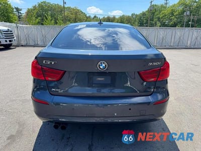 Piąte zdjęcie samochodu w środku: 2018 BMW 330 XIGT VIN:WBA8Z9C51JB220190 - miniatura