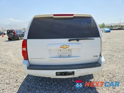 Zdjęcie 6 z 13 samochodu: 2008 CHEVROLET SUBURBAN C1500 LS VIN:1GNFC16028R101747 - miniatura