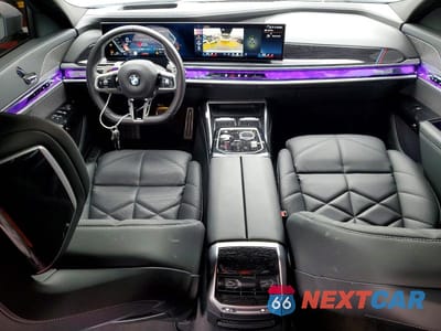 Zdjęcie 8 z 12 samochodu: 2025 BMW 740 I VIN:WBA23EH04SCV01621 - miniatura
