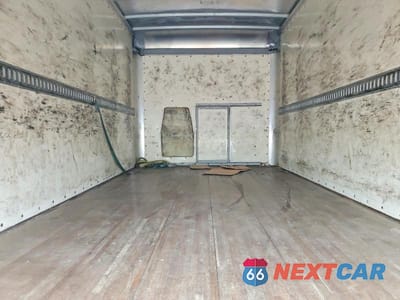 Zdjęcie 10 z 12 samochodu: 2016 FORD E450 BOX TRUCK VIN:1FDXE4FS3GDC57782 - miniatura