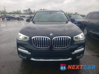 Piąte zdjęcie samochodu w środku: 2019 BMW X3 XDRIVE30I VIN:5UXTR9C52KLP85362 - miniatura