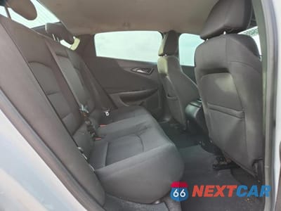 Zdjęcie 10 z 12 samochodu: 2018 CHEVROLET MALIBU LS VIN:1G1ZB5ST3JF217667 - miniatura