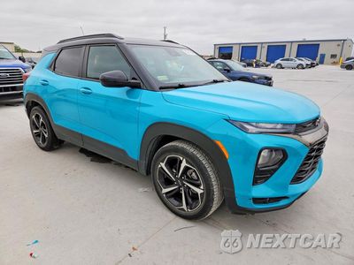 Czwarte zdjęcie samochodu z boku: 2021 CHEVROLET TRAILBLAZER RS VIN:KL79MTSL1MB039725 - miniatura