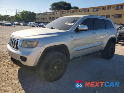 2012 JEEP GRAND CHEROKEE LAREDO 1C4RJFAG2CC254900 - główne zdjęcie licytacji z USA - miniatura