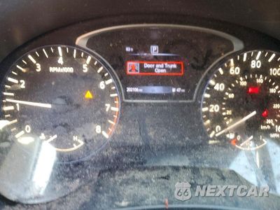 Zdjęcie 9 z 12 samochodu: 2017 NISSAN ALTIMA 2.5 SR VIN:1N4AL3AP9HC154876 - miniatura