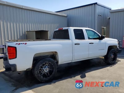 Trzecie zdjęcie samochodu z tyłu: 2015 CHEVROLET SILVERADO K1500 VIN:1GCVKPEC9FZ218499 - miniatura