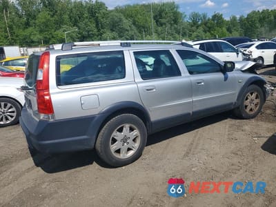 Trzecie zdjęcie samochodu z tyłu: 2005 VOLVO XC70 VIN:YV1SZ592651197560 - miniatura