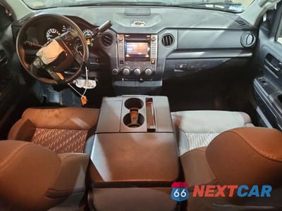 Zdjęcie 8 z 13 samochodu: 2019 TOYOTA TUNDRA SR VIN:5TFUM5F19KX081996 - miniatura