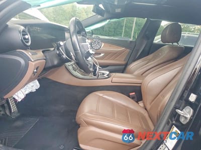 Zdjęcie 7 z 13 samochodu: 2017 MERCEDES-BENZ E 43 4MATIC AMG VIN:WDDZF6EB6HA252222 - miniatura