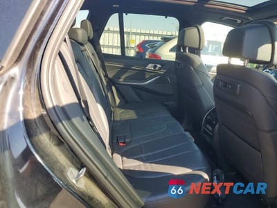 Zdjęcie 11 z 13 samochodu: 2019 BMW X5 XDRIVE50I VIN:5UXJU2C50KLN64677 - miniatura