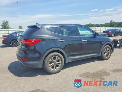 Trzecie zdjęcie samochodu z tyłu: 2016 HYUNDAI SANTA FE SPORT 2.4L VIN:5XYZTDLB7GG340429 - miniatura