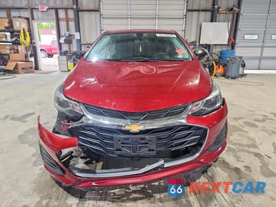 Piąte zdjęcie samochodu w środku: 2019 CHEVROLET CRUZE LT VIN:1G1BE5SM5K7141737 - miniatura