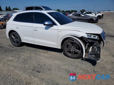 Czwarte zdjęcie samochodu z boku: 2018 AUDI SQ5 PRESTIGE VIN:WA1C4AFY6J2142096 - miniatura