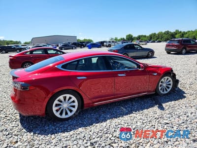 Trzecie zdjęcie samochodu z tyłu: 2016 TESLA MODEL S VIN:5YJSA1E40GF163542 - miniatura