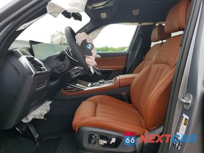 Zdjęcie 7 z 13 samochodu: 2027 BMW X7 XDRIVE40I VIN:5UX23EM06V9439762 - miniatura