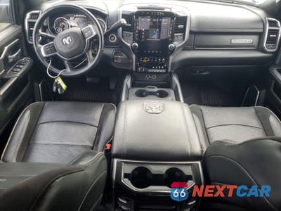 Zdjęcie 8 z 12 samochodu: 2022 RAM 3500 VIN:3C63RRJL1NG415712 - miniatura