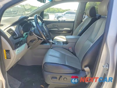 Zdjęcie 7 z 13 samochodu: 2021 KIA SEDONA EX VIN:KNDMB5C18M6672047 - miniatura