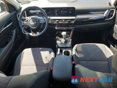Zdjęcie 8 z 14 samochodu: 2024 KIA SELTOS S VIN:KNDEUCAA7R7563375 - miniatura