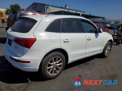 Trzecie zdjęcie samochodu z tyłu: 2012 AUDI Q5 PREMIUM PLUS VIN:WA1LFAFP1CA009899 - miniatura